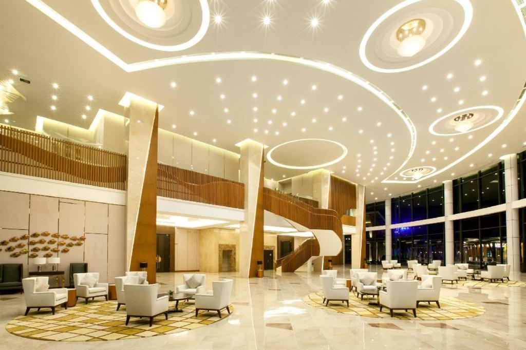 Vinoasis Phu Quoc Hotel Bien Hoa Exterior foto